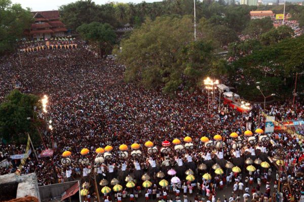 thrissur-pooram-1