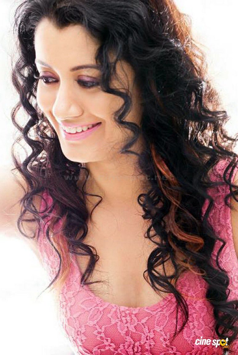 reenu mathews (4)